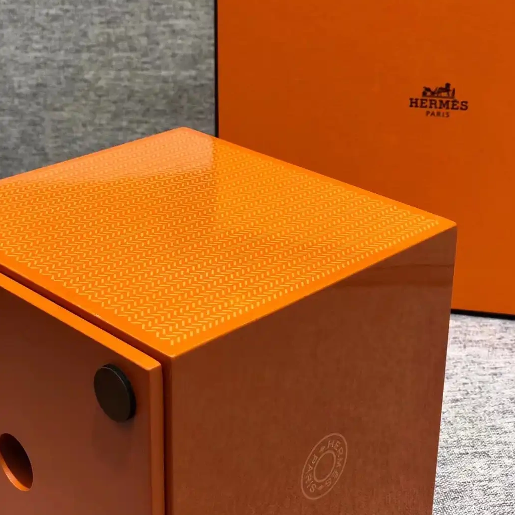 SQUARE BOX TISSUE KBOX HERMES 0603